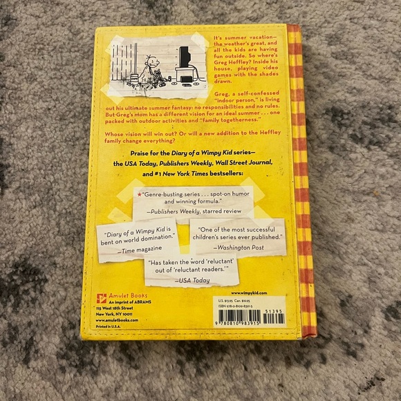 Diary of a Wimpy Kid Book 4 Dog Days by Jeff Kinney Hard Cover - Picture 4 of 4